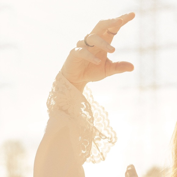 VINTAGE LACE LONG WHITE DRESS LONGSLEEVE WEDDING - Picture 2 of 5